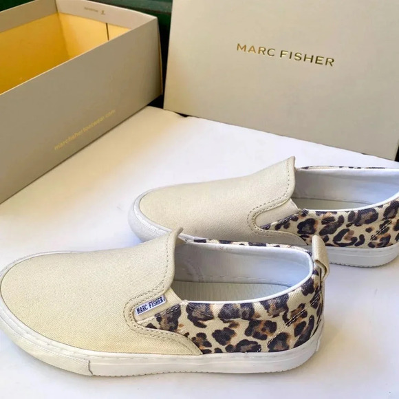 NWT Marc Fisher Canvas Cassee Leopard Slip-On Shoes 6 - Picture 5 of 6
